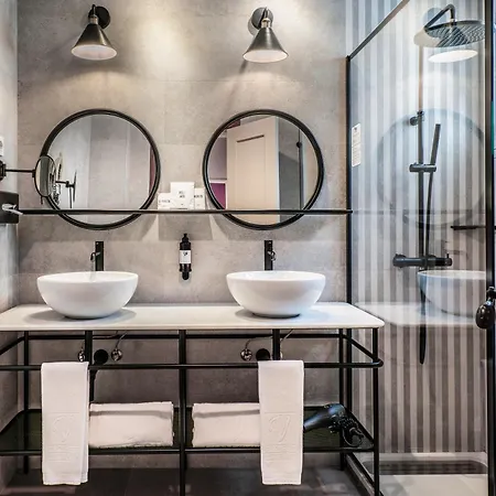 فندق فينتشي لا رابيدا إشبيلية